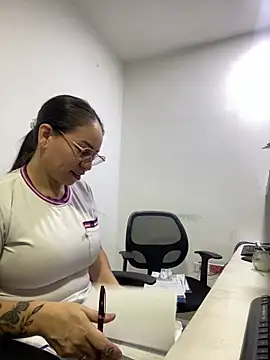 nurse desi sexlove online show from April 3, 2026, 9:43 pm