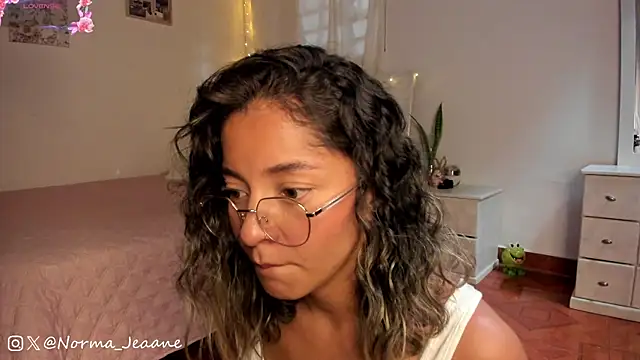 Snapshot of Norma-Jeaane chatting on January 21, 2025, 8:11 pm Norma-Jeaane online show from January 21, 2025, 8:11 pm