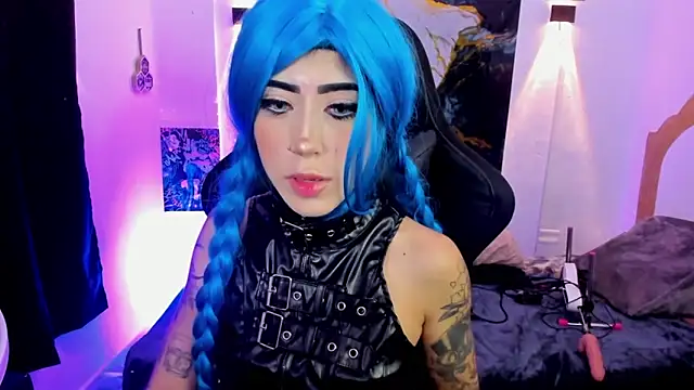 chaymae nah  online show from March 18, 2026, 1:24 pm