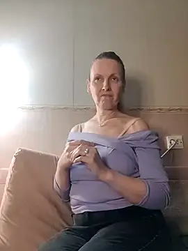 Evelina cute online show from January 12, 2025, 2:30 pm