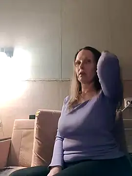 Evelina cute online show from February 2, 2025, 3:28 pm