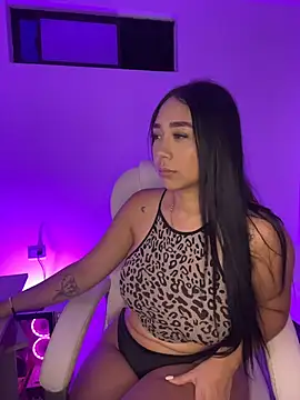 Snapshot of nyna_1 chatting on May 29, 2026, 12:05 am nyna 1 online show from May 29, 2026, 12:05 am