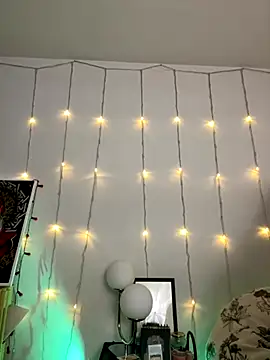 Antoniart  online show from October 14, 2025, 3:29 am