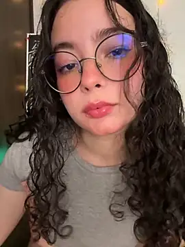 Antoniart  online show from September 30, 2025, 2:39 am