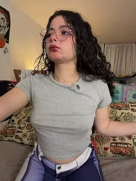 Antoniart  online show from April 10, 2026, 3:46 am