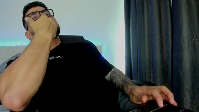 Teilor Creed online show from February 11, 2026, 9:25 pm