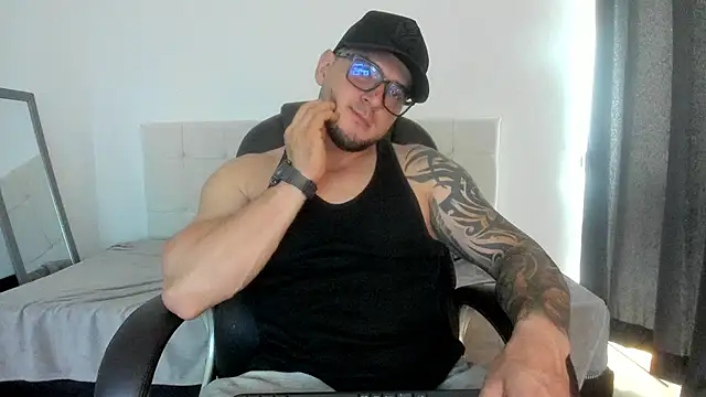 Snapshot of Teilor_Creed chatting on October 13, 2025, 7:04 pm Teilor Creed online show from October 13, 2025, 7:04 pm