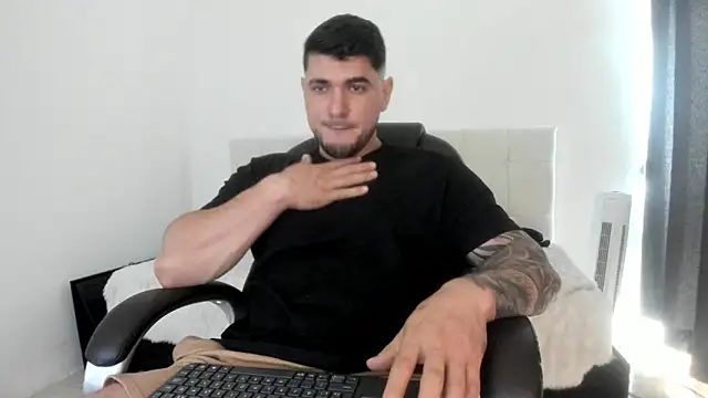 Snapshot of Teilor_Creed chatting on September 19, 2025, 6:34 pm Teilor Creed online show from September 19, 2025, 6:34 pm