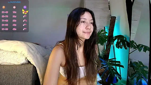HelennaMoon  online show from June 20, 2026, 2:44 pm
