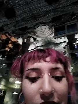 Snapshot of shinigami6669 chatting on January 11, 2026, 8:43 am shinigami6669 online show from January 11, 2026, 8:43 am