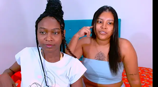 Snapshot of ladypussy69 chatting on February 7, 2025, 3:19 pm ladypussy69 online show from February 7, 2025, 3:19 pm