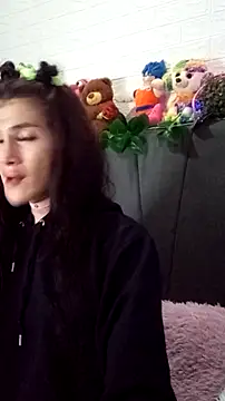 Snapshot of Devilnia9 chatting on October 3, 2025, 10:22 pm Devilnia9 online show from October 3, 2025, 10:22 pm