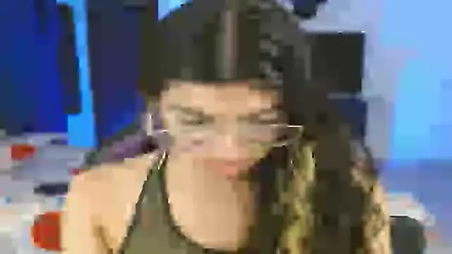 engielphoenis14 online show from March 11, 2025, 9:45 am