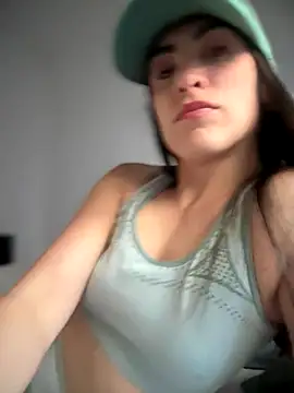 Snapshot of alessandra-a chatting on September 28, 2025, 9:00 pm alessandra-a online show from September 28, 2025, 9:00 pm