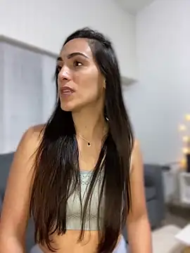 alessandra-a online show from January 18, 2025, 11:33 pm