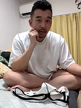 KOUHEY2023 online show from February 6, 2025, 1:43 pm