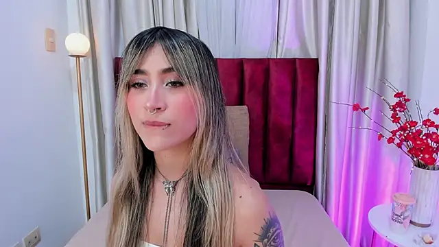 LucyJhonnsonn online show from March 8, 2025, 12:44 am