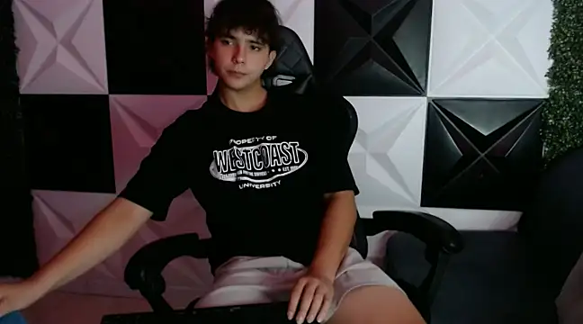 Dani cumboy online show from January 12, 2025, 6:49 am