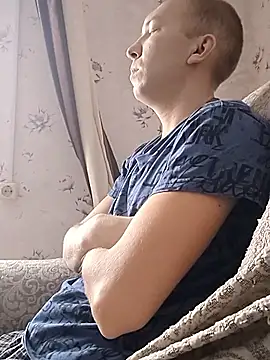 MityaXLoves online show from January 18, 2026, 5:55 am