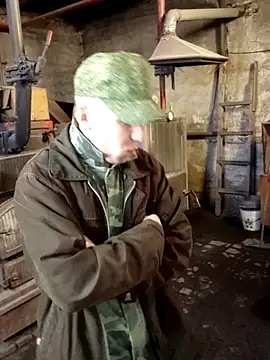 MityaXLoves online show from December 2, 2025, 7:21 am