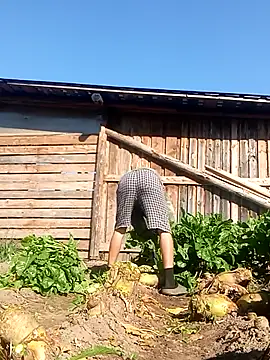 MityaXLoves online show from September 18, 2025, 7:00 am