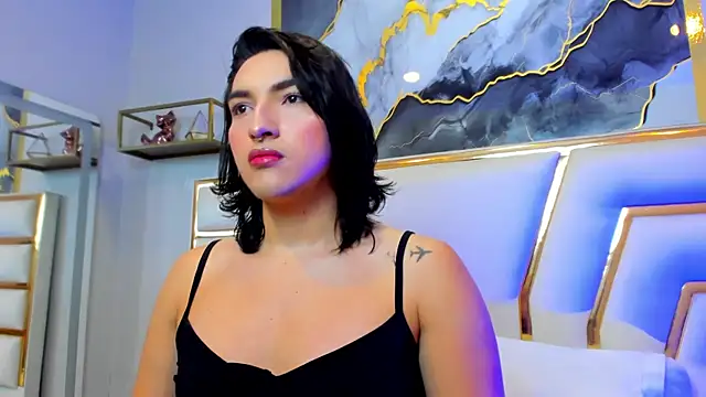 Snapshot of TomLondon_ chatting on March 10, 2025, 11:45 am TomLondon  online show from March 10, 2025, 11:45 am