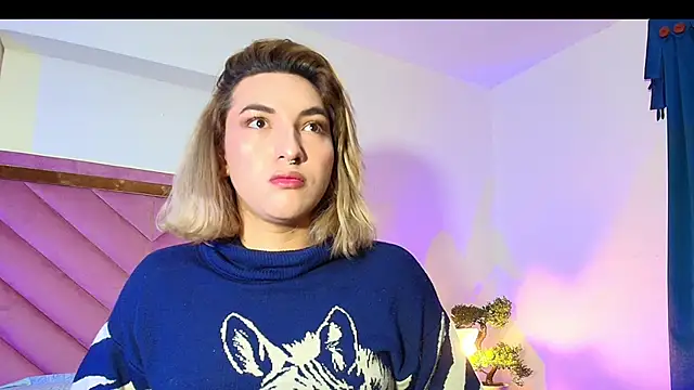 Snapshot of TomLondon_ chatting on September 10, 2025, 11:53 am TomLondon  online show from September 10, 2025, 11:53 am