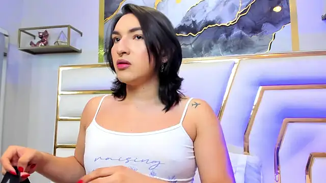 Snapshot of TomLondon_ chatting on March 12, 2025, 11:43 am TomLondon  online show from March 12, 2025, 11:43 am