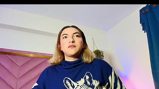 Snapshot of TomLondon_ chatting on September 30, 2025, 12:11 pm TomLondon  online show from September 30, 2025, 12:11 pm