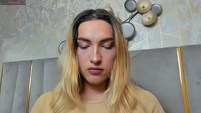 TomLondon  online show from March 5, 2026, 2:46 pm