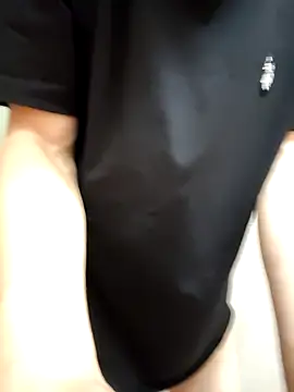 Snapshot of Lilsmokeshow017 chatting on October 29, 2025, 7:07 am Lilsmokeshow017 online show from October 29, 2025, 7:07 am