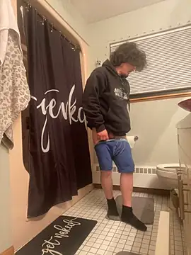 Snapshot of Lilsmokeshow017 chatting on February 6, 2025, 1:27 am Lilsmokeshow017 online show from February 6, 2025, 1:27 am