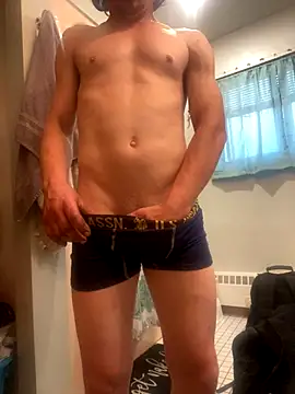 Snapshot of Lilsmokeshow017 chatting on September 20, 2025, 6:46 pm Lilsmokeshow017 online show from September 20, 2025, 6:46 pm