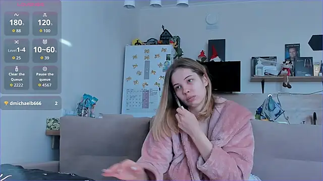 Girl alone home online show from April 2, 2026, 4:08 am