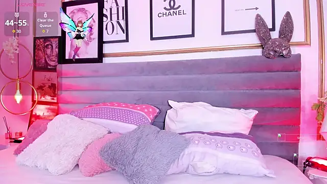 MandyWester online show from October 12, 2025, 9:16 pm