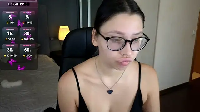 your demi online show from October 25, 2025, 6:12 am