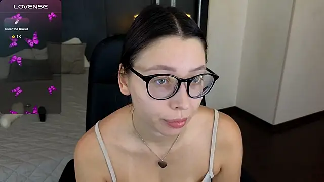 your demi online show from October 24, 2025, 6:12 am