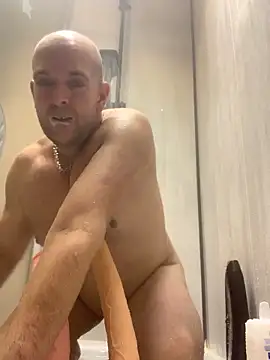 Bigtoyaddict online show from October 26, 2025, 4:46 am