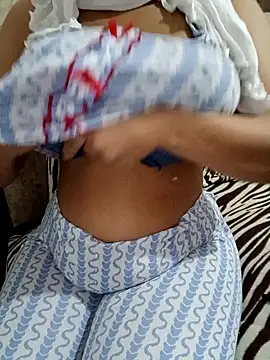 Snapshot of Saakoora chatting on October 3, 2025, 8:49 am Saakoora online show from October 3, 2025, 8:49 am