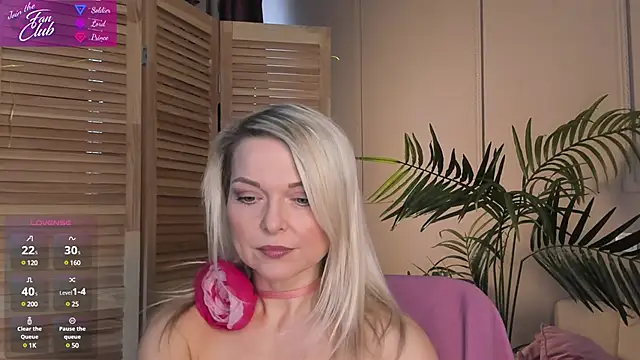 Gloria Lovely online show from March 18, 2025, 11:33 am