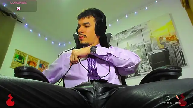 Snapshot of BRAYHAMBROWN chatting on October 29, 2025, 5:39 am BRAYHAMBROWN online show from October 29, 2025, 5:39 am