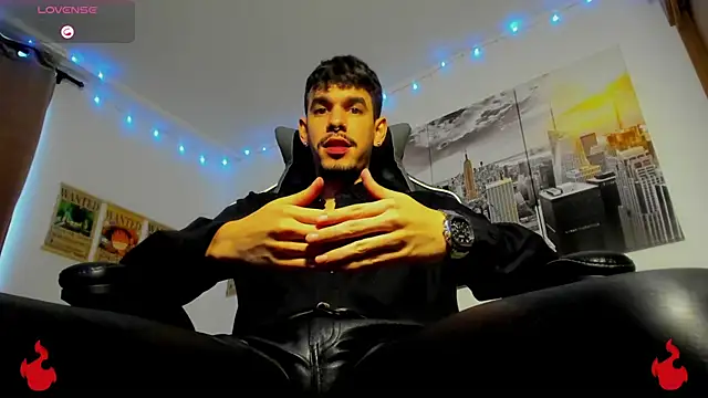 Snapshot of BRAYHAMBROWN chatting on October 15, 2025, 9:23 pm BRAYHAMBROWN online show from October 15, 2025, 9:23 pm