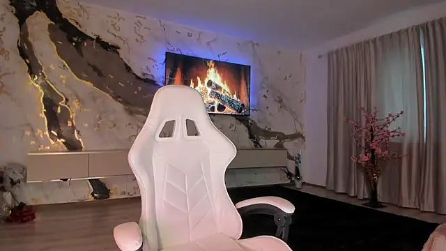 patriciakeys online show from March 28, 2026, 4:57 am