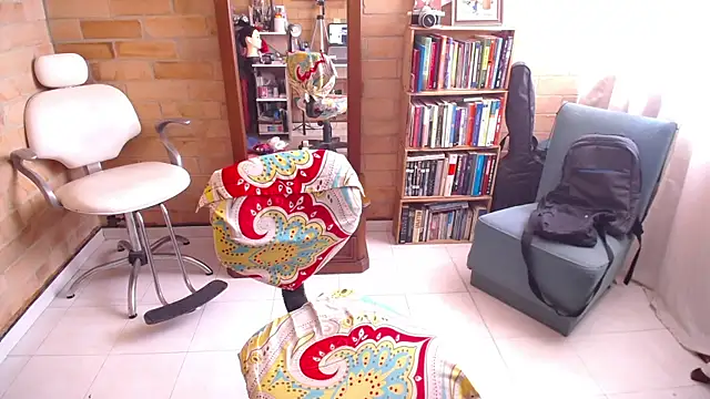 VioletaGomezCo online show from September 22, 2025, 4:13 pm