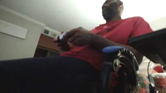 Snapshot of choco-sexo@xh chatting on November 1, 2025, 5:25 am choco-sexoxh online show from November 1, 2025, 5:25 am