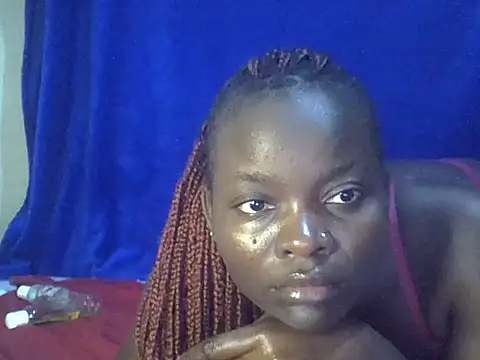 Snapshot of sweet_love00 chatting on October 10, 2025, 2:07 pm sweet love00 online show from October 10, 2025, 2:07 pm