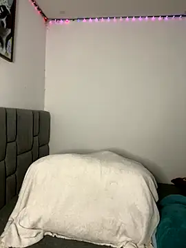 Snapshot of BrittanyDiaz chatting on September 26, 2025, 9:21 pm BrittanyDiaz online show from September 26, 2025, 9:21 pm