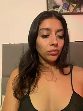 Snapshot of BrittanyDiaz chatting on July 24, 2026, 4:52 am BrittanyDiaz online show from July 24, 2026, 4:52 am