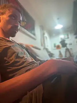 Snapshot of hotcamboy420 chatting on January 31, 2025, 2:15 am hotcamboy420 online show from January 31, 2025, 2:15 am