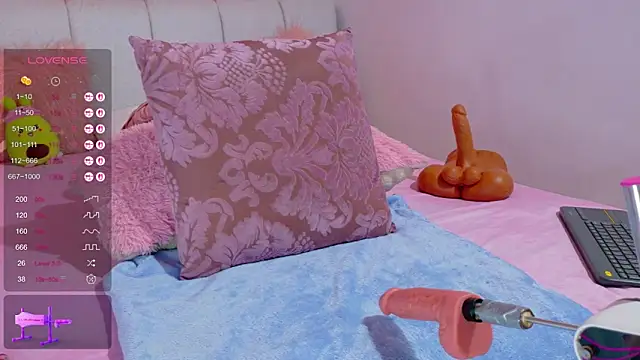 Snapshot of cristal_subin69 chatting on October 22, 2025, 2:05 pm cristal subin69 online show from October 22, 2025, 2:05 pm